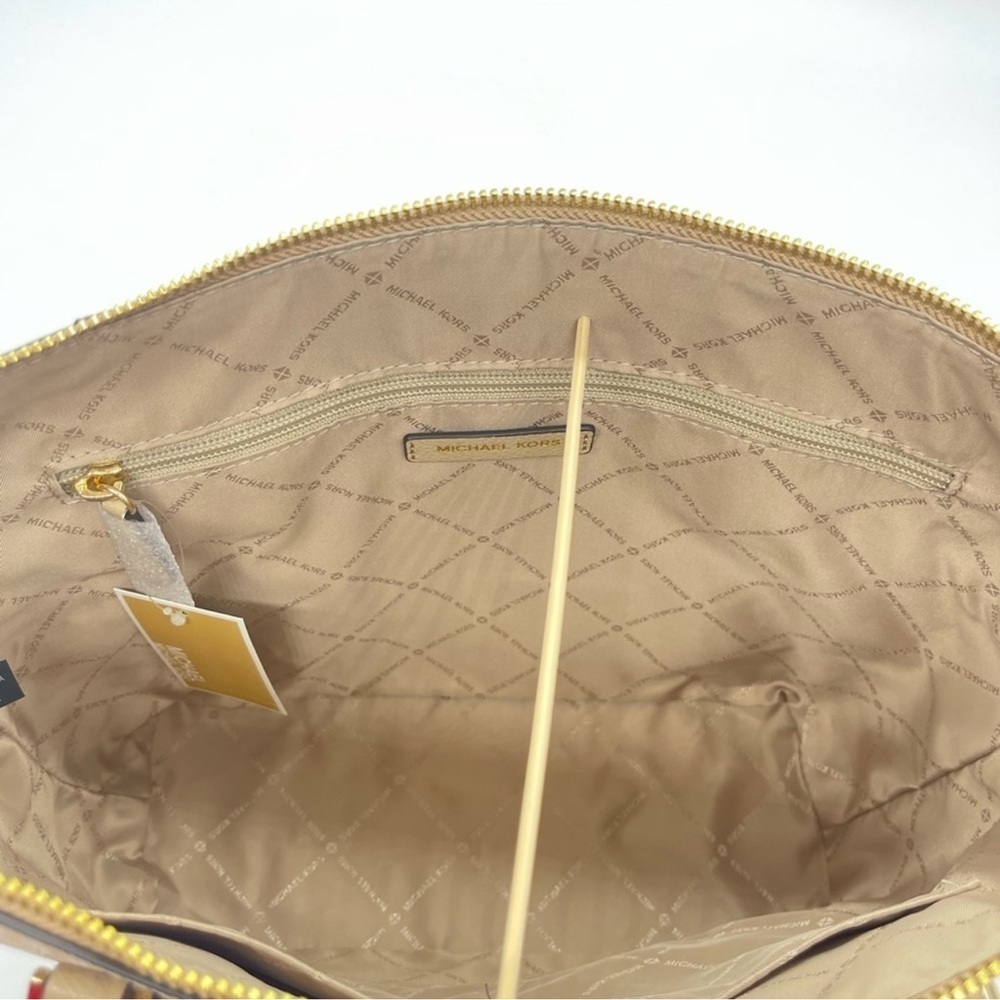Michael Kors Large Charlotte Tote Bag - Picture 9 of 11